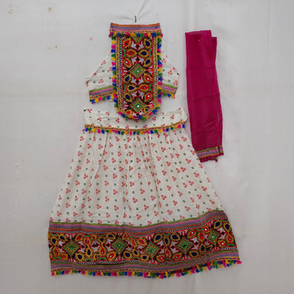 Sleeveless Bandhani Darwaja