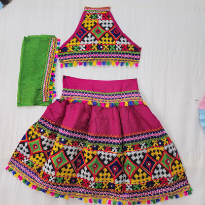 Girls - Sleeveless Plain Chaniya Choli